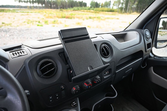 Renault Master 22 of 25