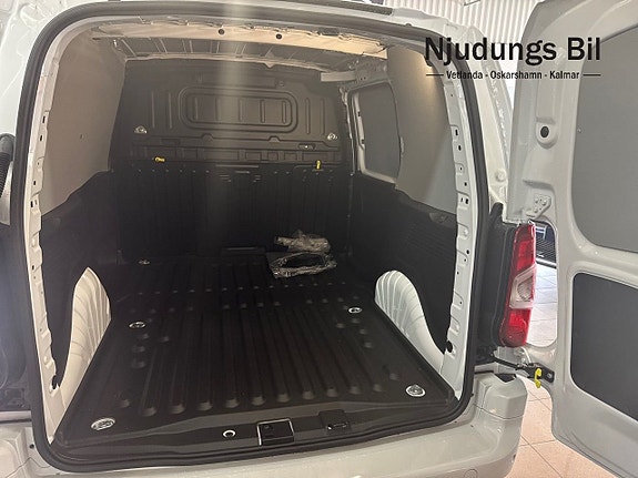 Opel Combo 7 of 9