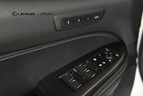 Lexus NX350h 12 of 20