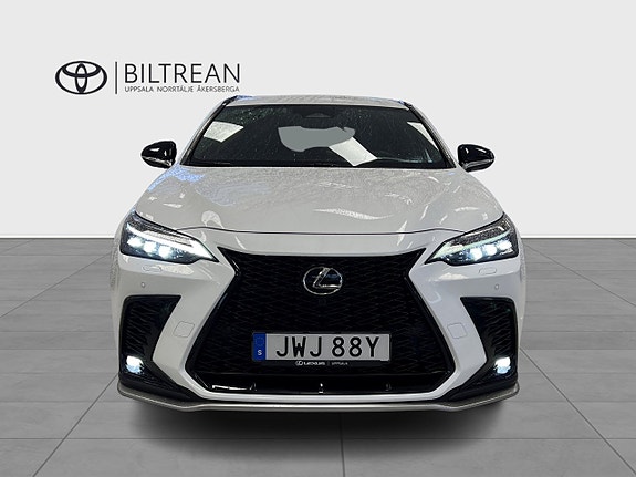 Lexus NX350h 5 of 19