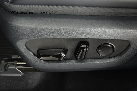 Lexus NX350h 13 of 20
