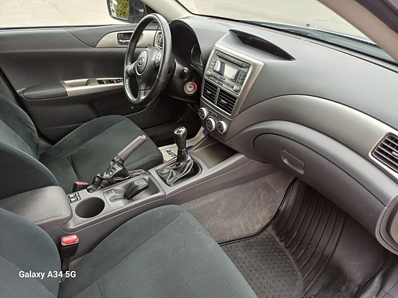 Subaru Impreza 17 of 17
