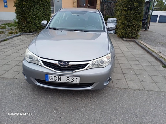 Subaru Impreza 12 of 17