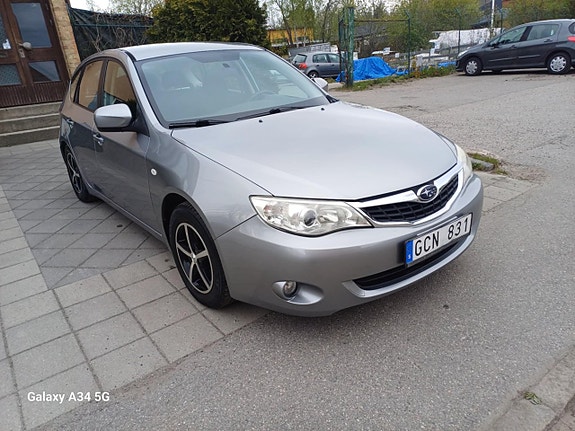 Subaru Impreza 2 of 5