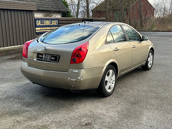 Nissan Primera 3 of 5