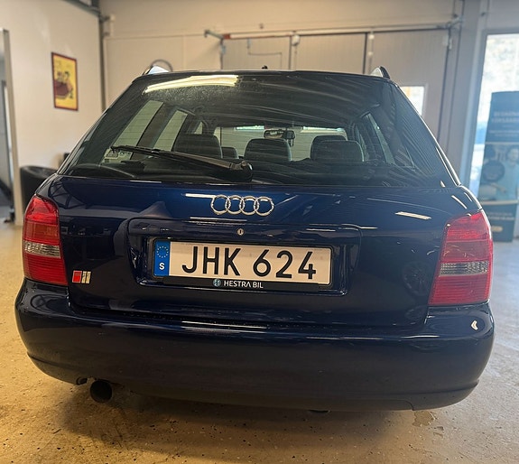 Audi S4 8 of 24