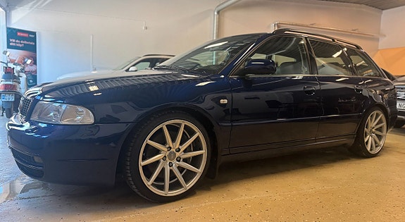 Audi S4 4 of 5