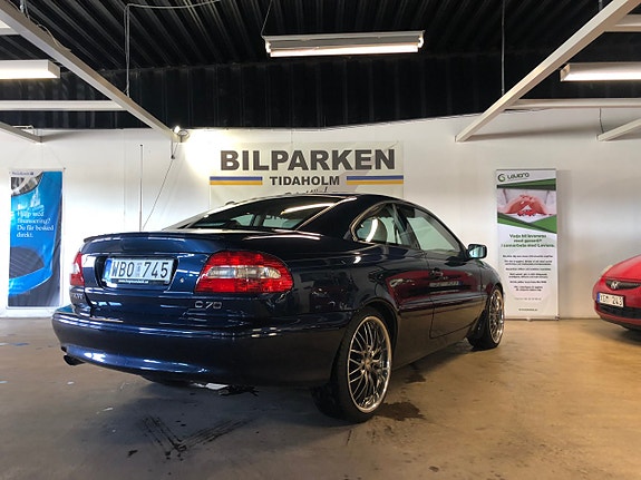 Volvo C70 4 of 7