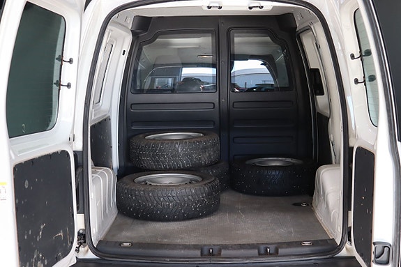 Volkswagen Caddy 15 of 23