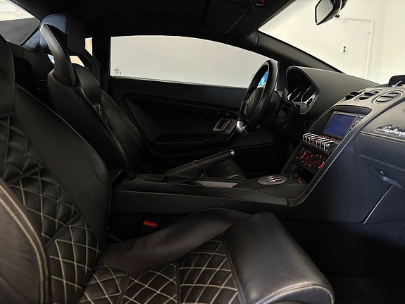 Lamborghini Gallardo 12 of 17