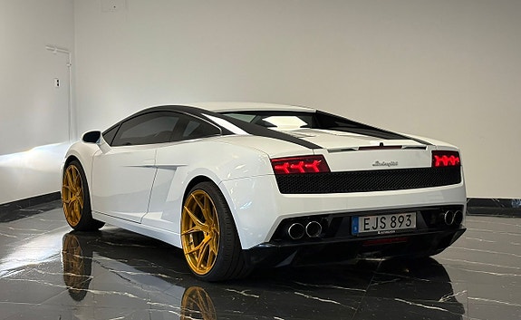 Lamborghini Gallardo 4 of 17