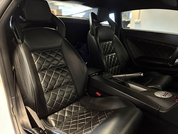 Lamborghini Gallardo 13 of 17