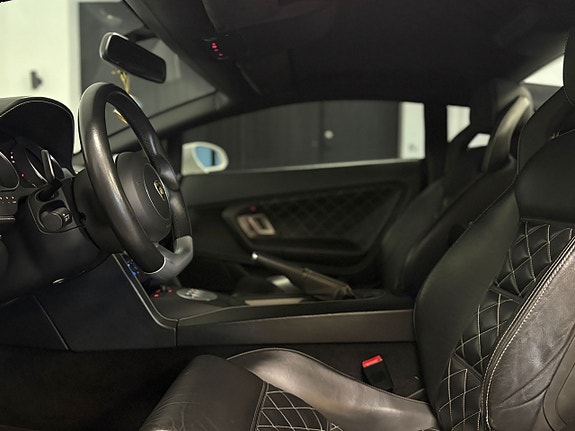 Lamborghini Gallardo 7 of 17
