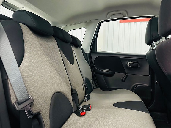 Nissan Note 11 of 19