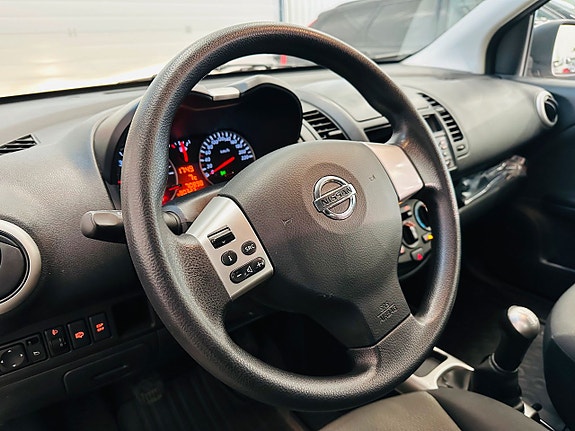 Nissan Note 15 of 19