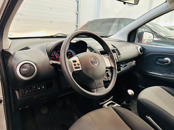 Nissan Note 14 of 19