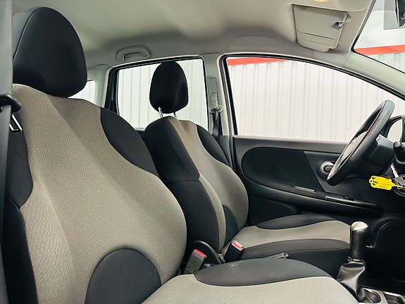 Nissan Note 9 of 19