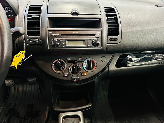 Nissan Note 18 of 19