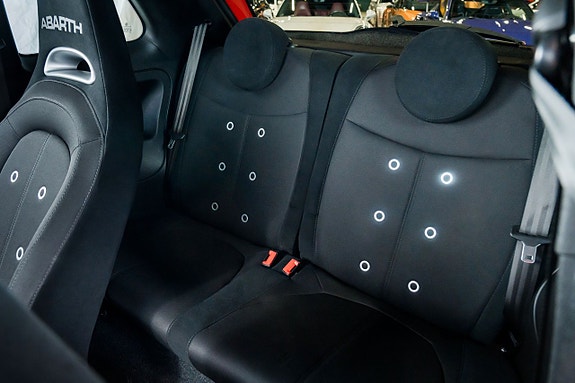 Abarth 595 16 of 17