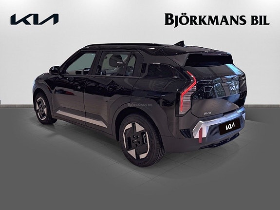 Kia EV3 6 of 24