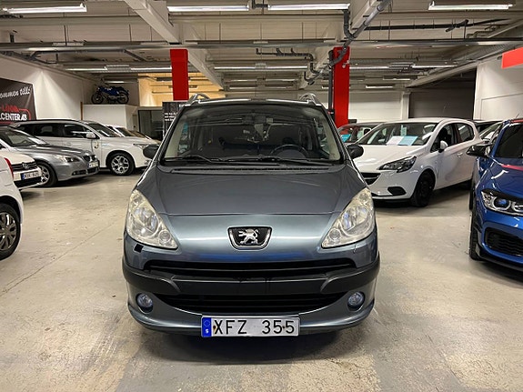 Peugeot 1007 3 of 5