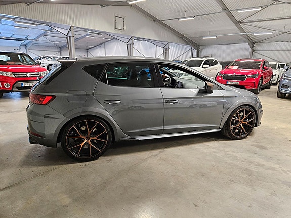 Seat Leon 3 of 5