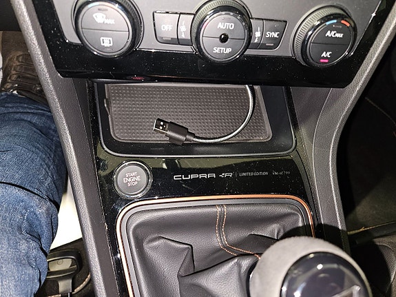 Seat Leon 13 of 16