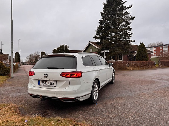 Volkswagen Passat 3 of 5