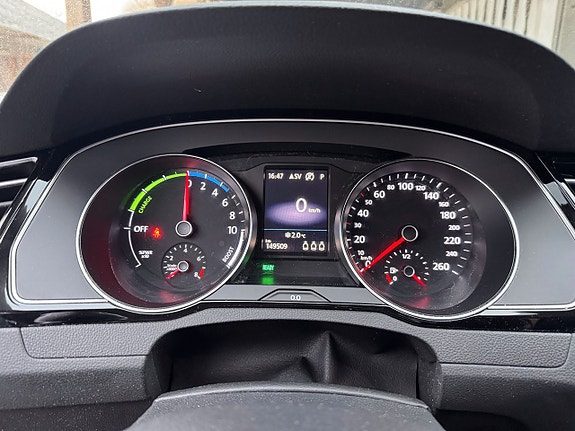 Volkswagen Passat 9 of 10