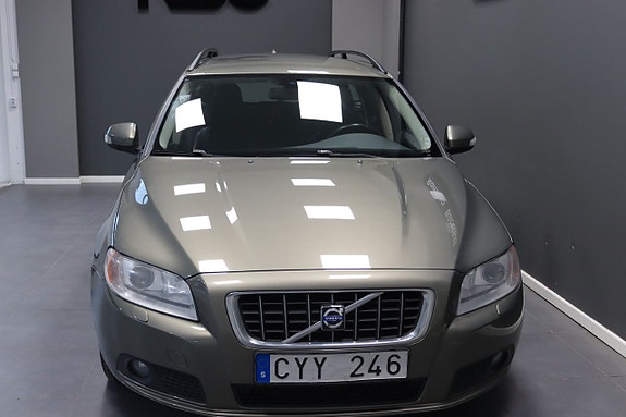 Volvo V70 6 of 25