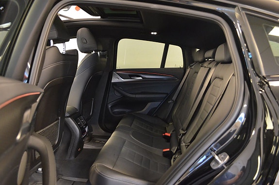 BMW X4 8 of 28