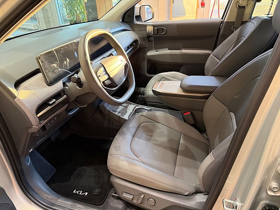 Kia EV3 4 of 13