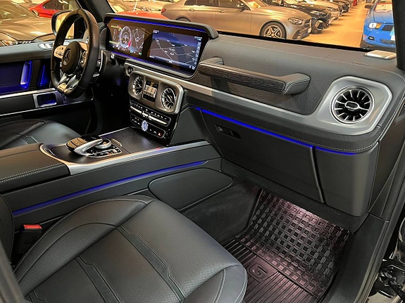 Mercedes-Benz G63 15 of 30
