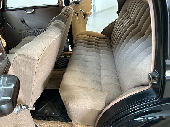 Mercedes-Benz 170 20 of 24