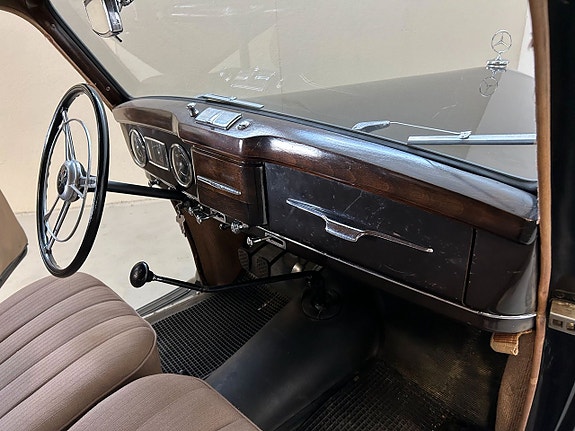 Mercedes-Benz 170 18 of 24