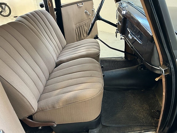 Mercedes-Benz 170 17 of 24