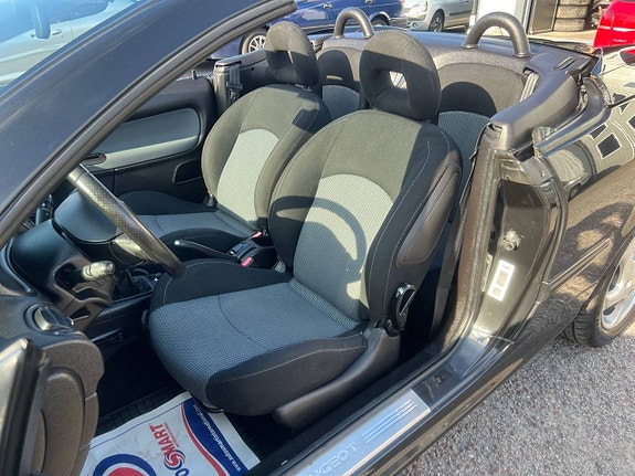 Peugeot 206 CC 8 of 19