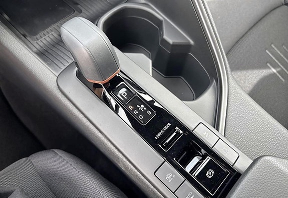 Toyota C-HR 8 of 21