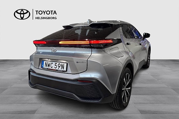 Toyota C-HR 7 of 21
