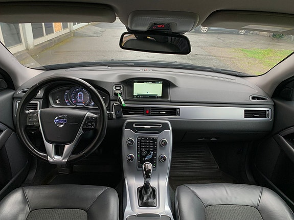 Volvo V70 5 of 5
