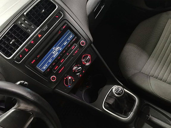 Volkswagen Polo 15 of 16