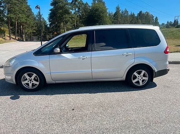 Ford Galaxy 3 of 10