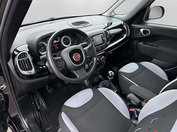 Fiat 500L 14 of 21