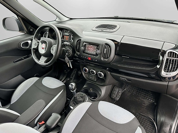 Fiat 500L 21 of 21