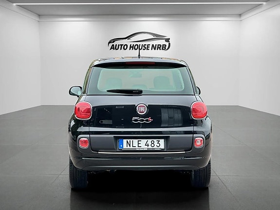 Fiat 500L 12 of 21