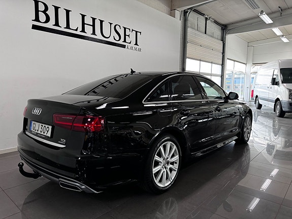 Audi A6 4 of 5