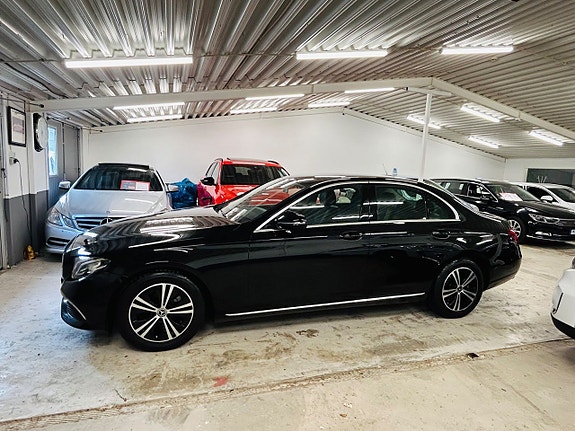 Mercedes-Benz E200 d 7 of 30
