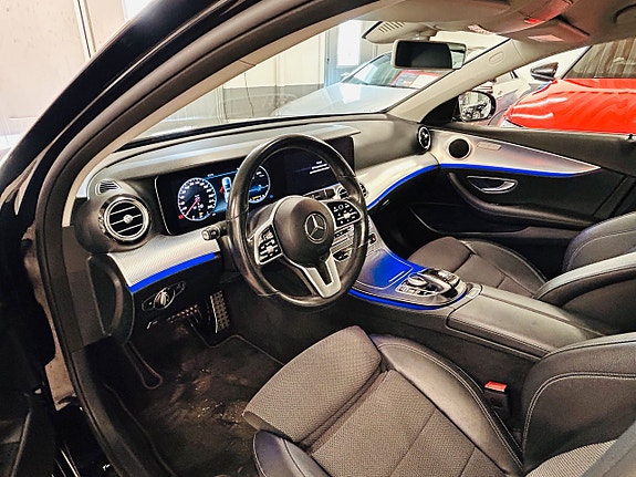 Mercedes-Benz E200 d 10 of 30