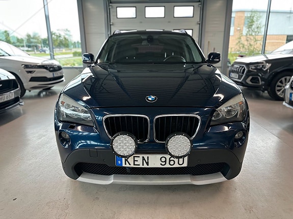 BMW X1 4 of 5