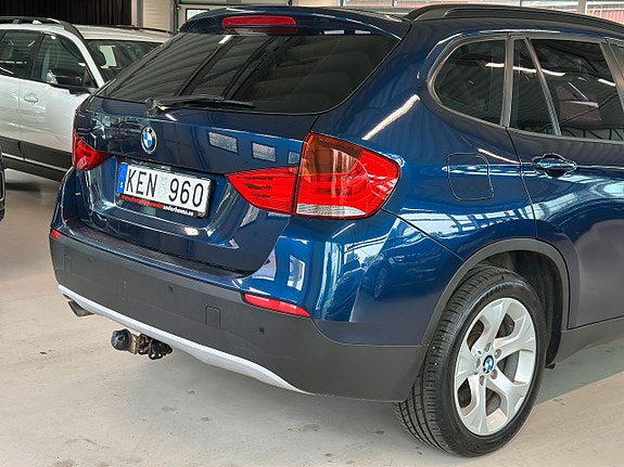 BMW X1 20 of 23